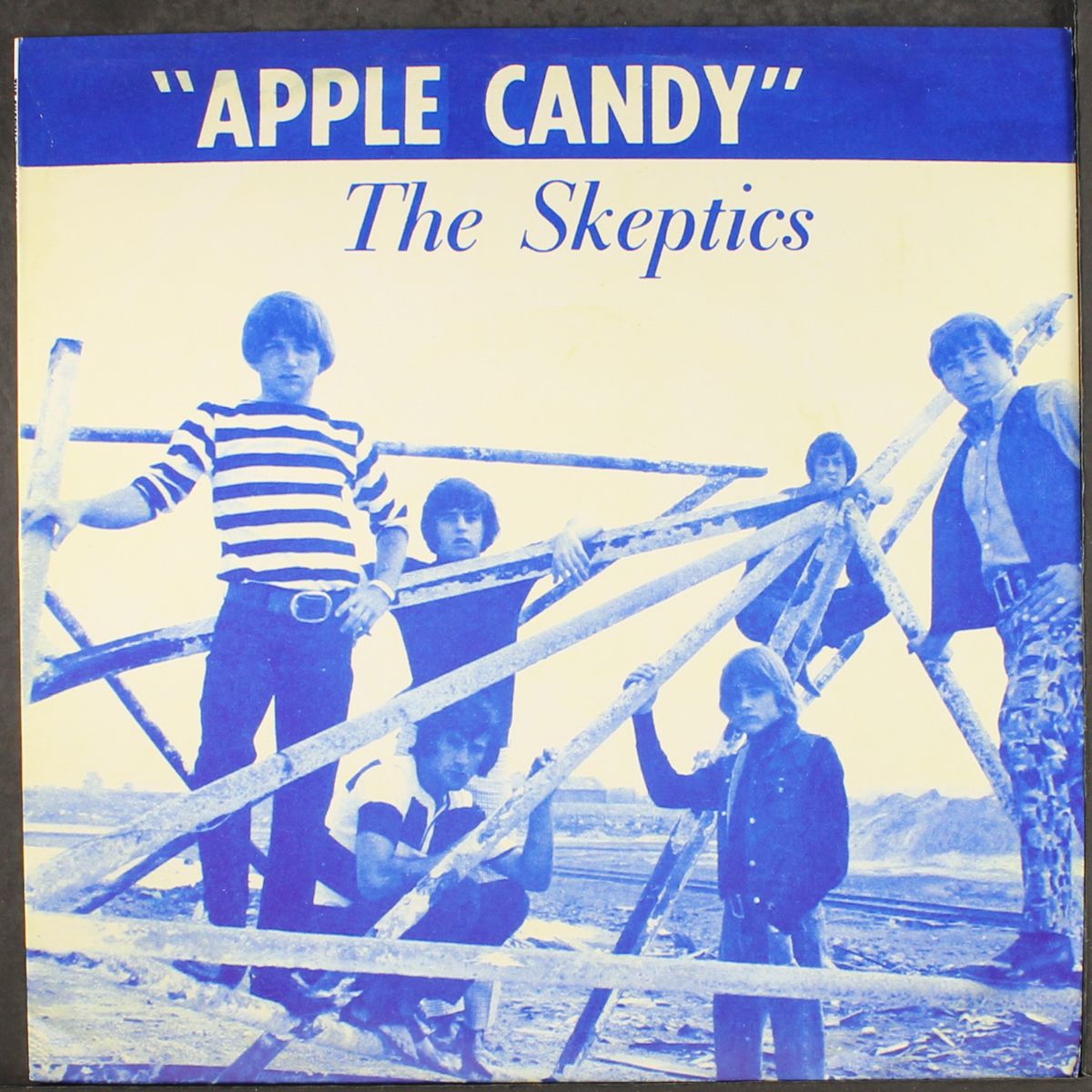 apple candy by SKEPTICS