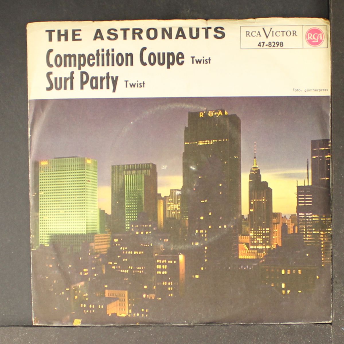 competition coupe / surf party by ASTRONAUTS