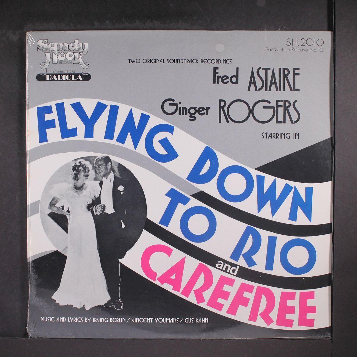 flying down to rio & carefree by SOUNDTRACK