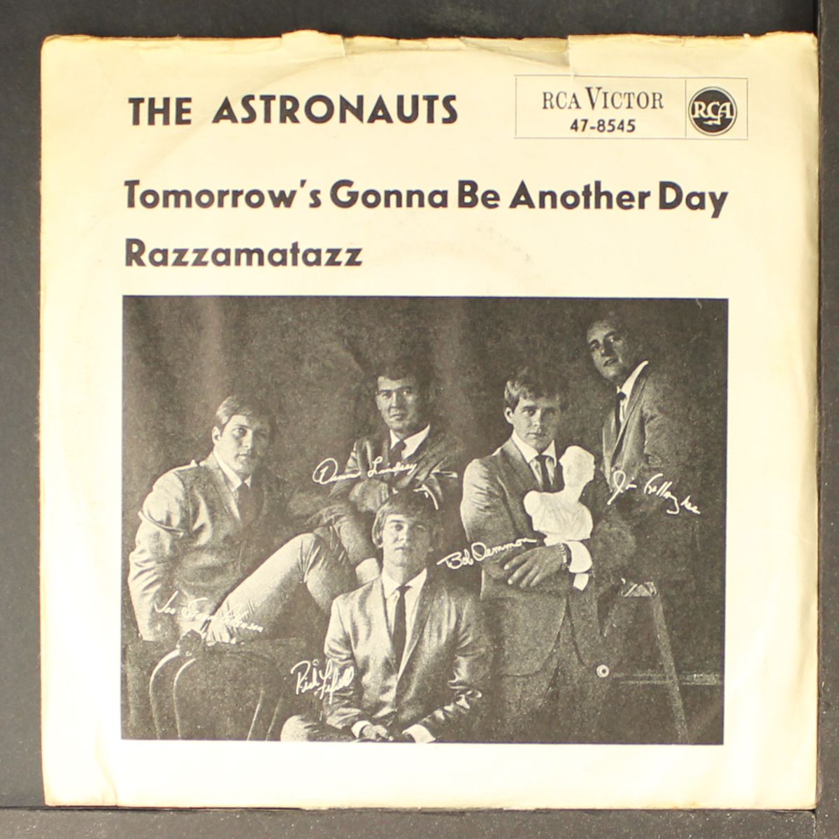 tomorrow's gonna be another day / razzamatazz by ASTRONAUTS