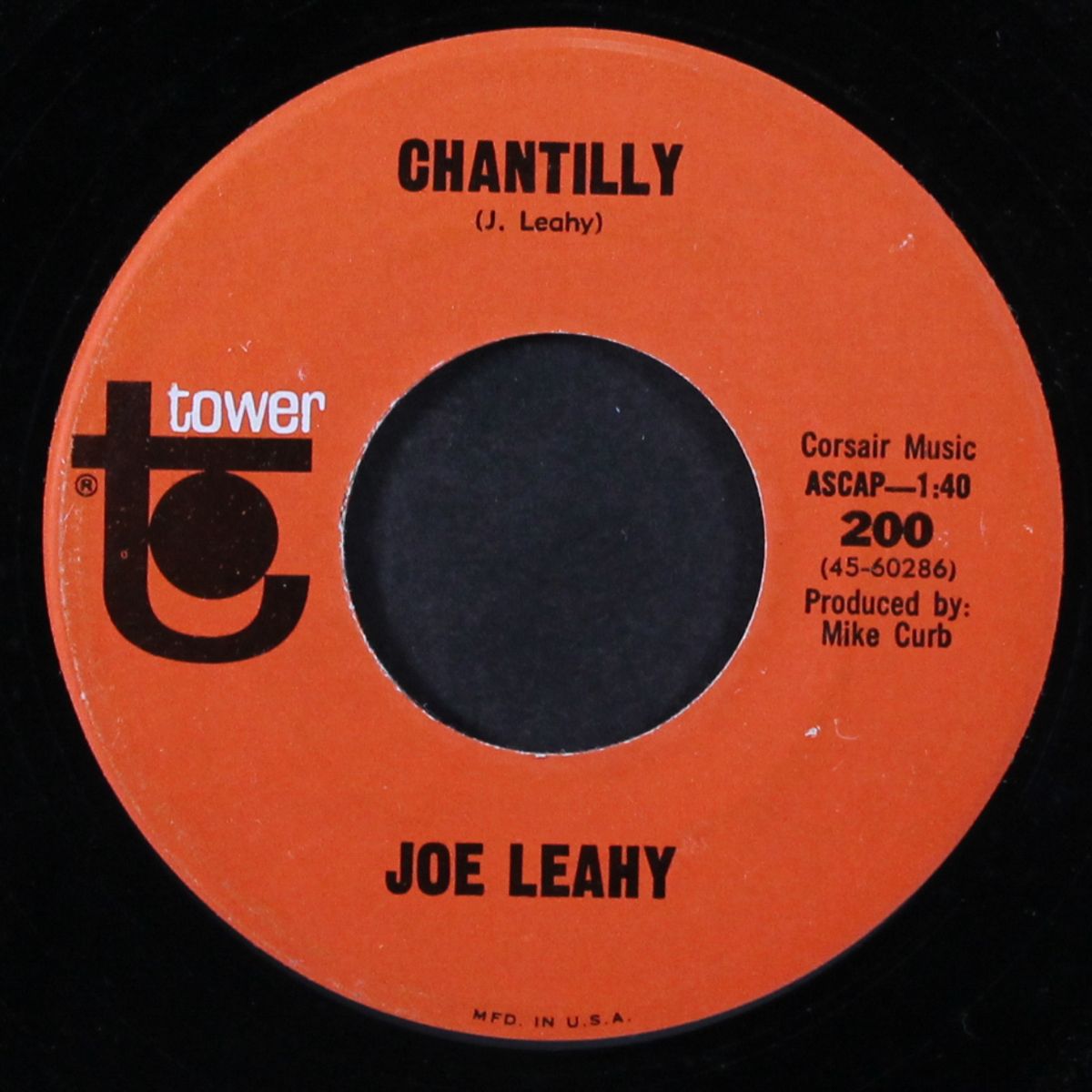 chantilly / slinky by JOE LEAHY