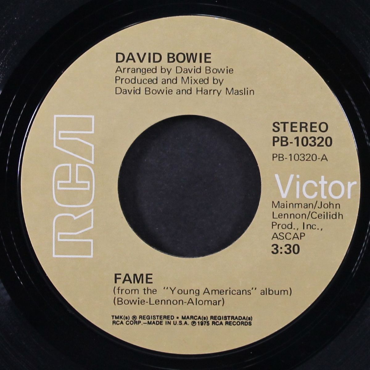 fame / right by DAVID BOWIE