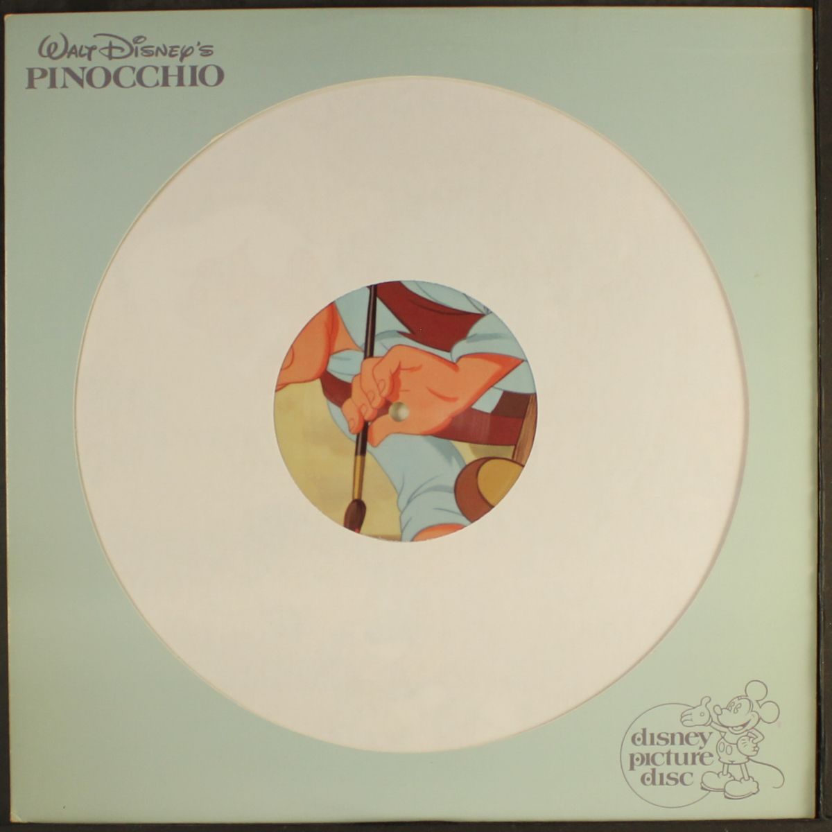 pinocchio by WALT DISNEY