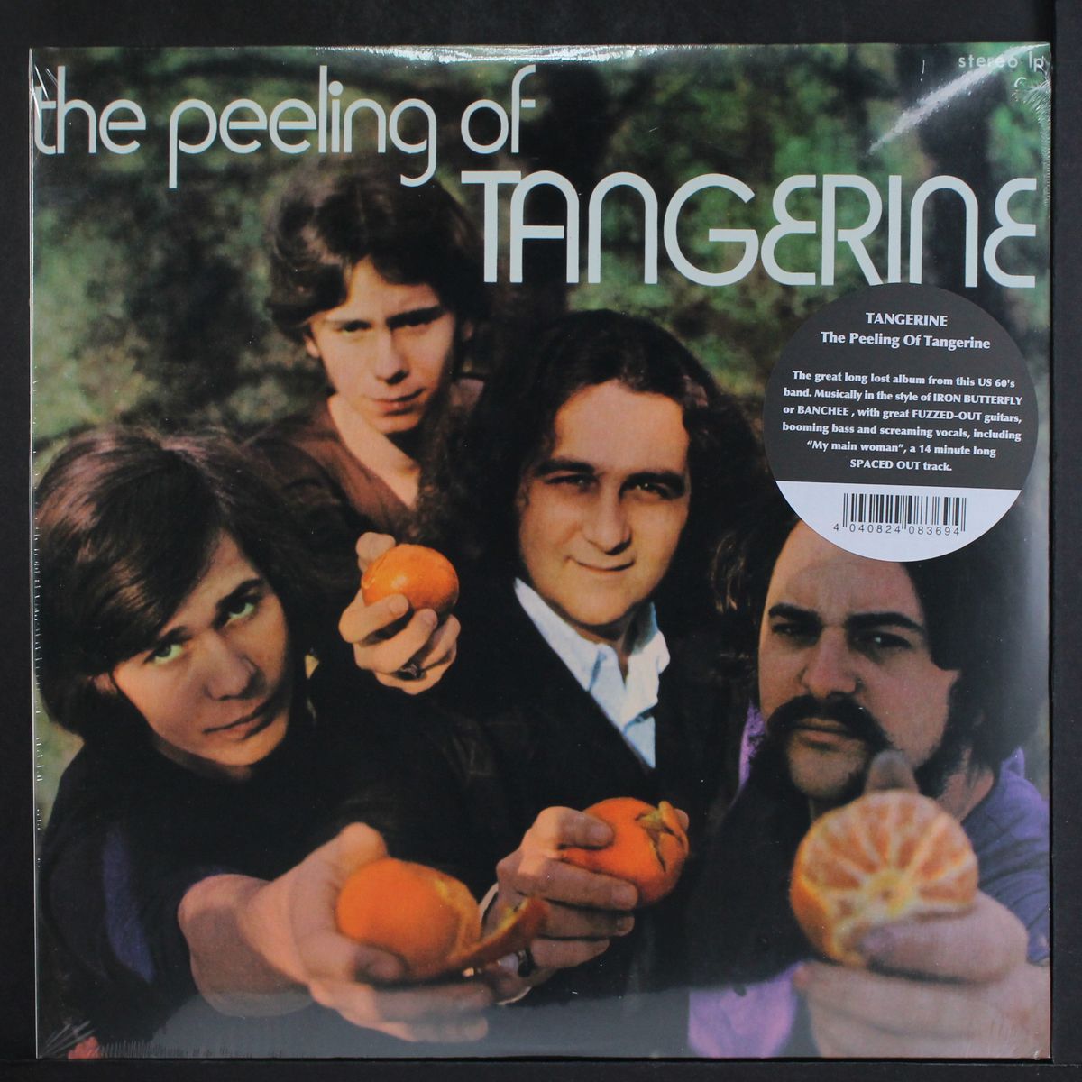 the peeling of tangerine by TANGERINE