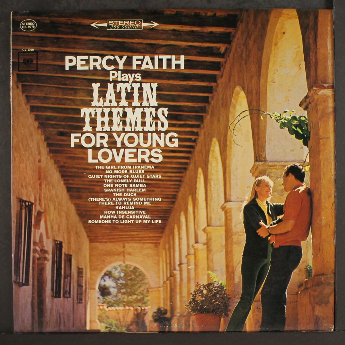 plays latin themes for young lovers by PERCY FAITH