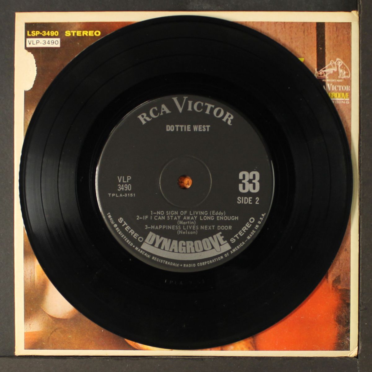 sings by DOTTIE WEST