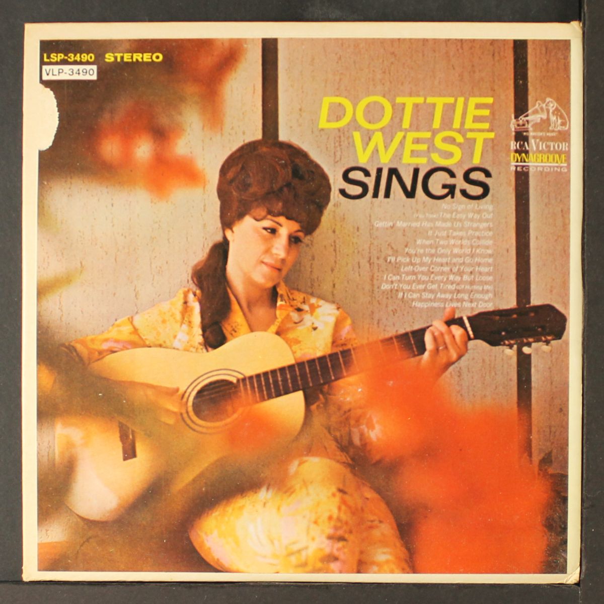 sings by DOTTIE WEST