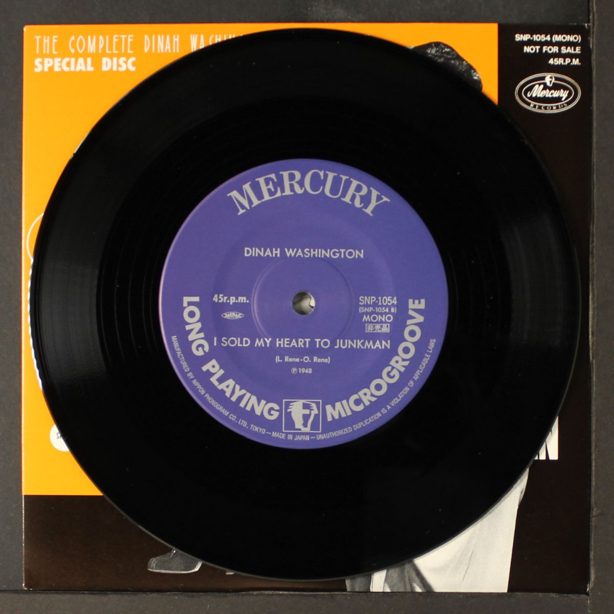 in the rain / i sold my heart to the junkman by DINAH WASHINGTON