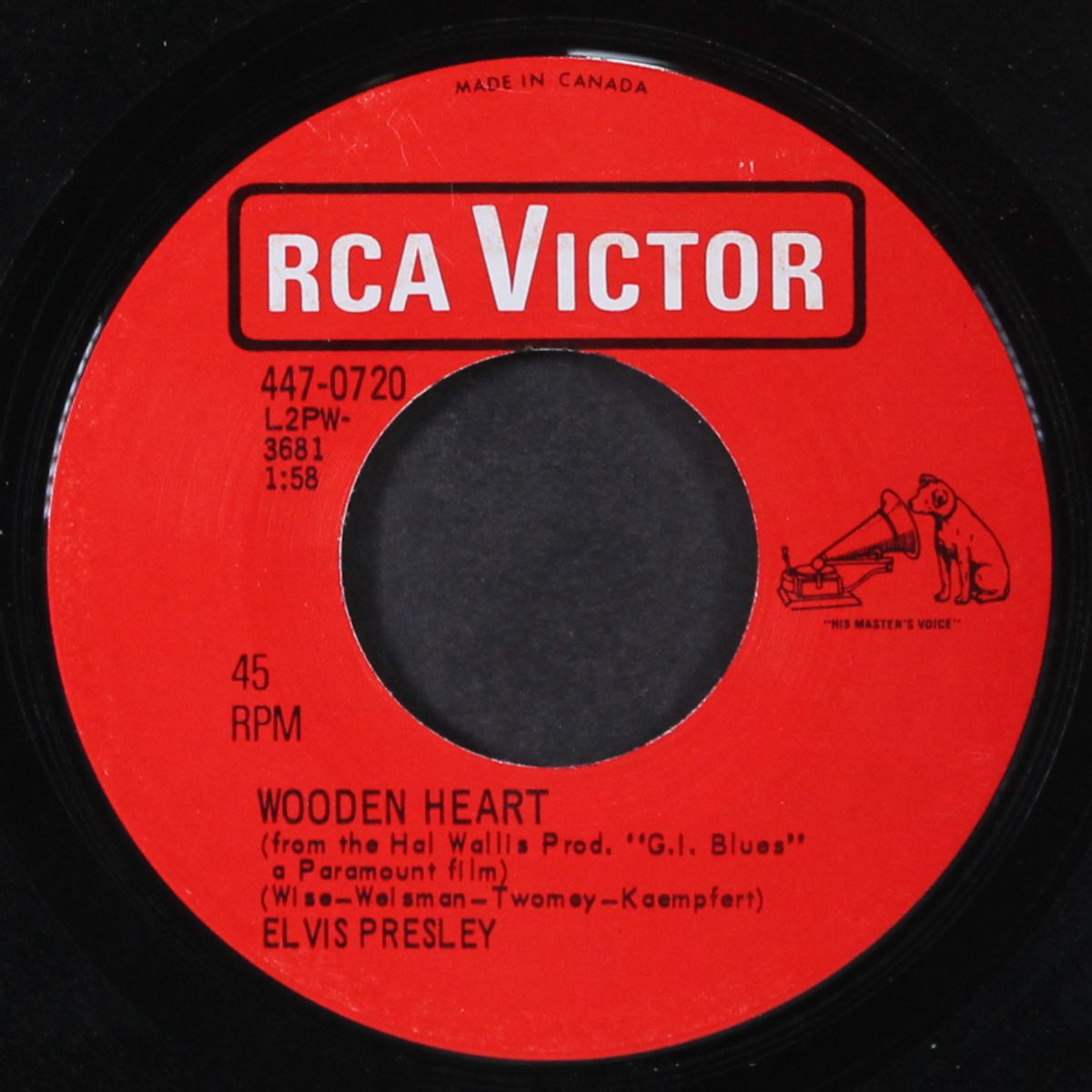 blue christmas / wooden heart by ELVIS PRESLEY