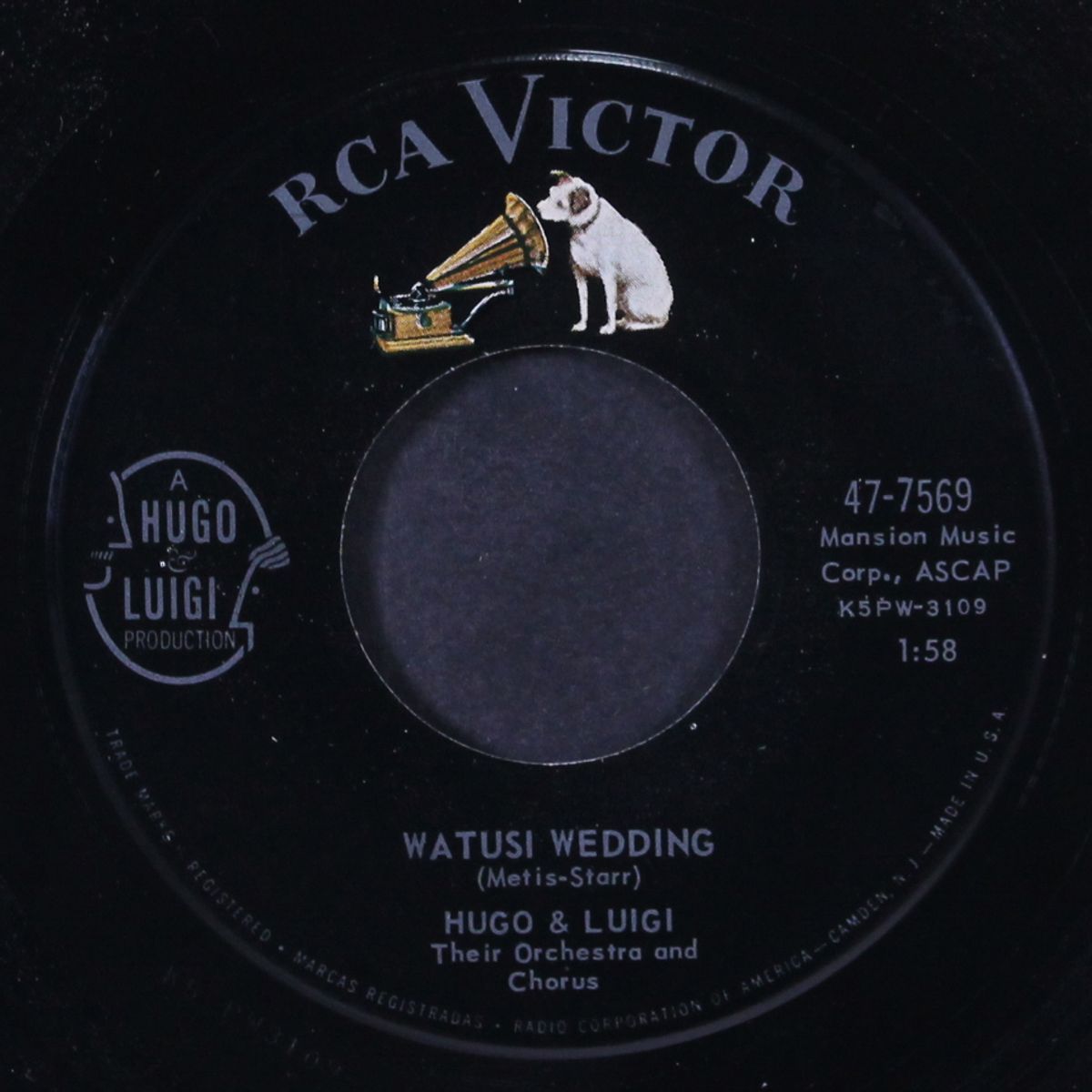 watusi wedding by HUGO & LUIGI