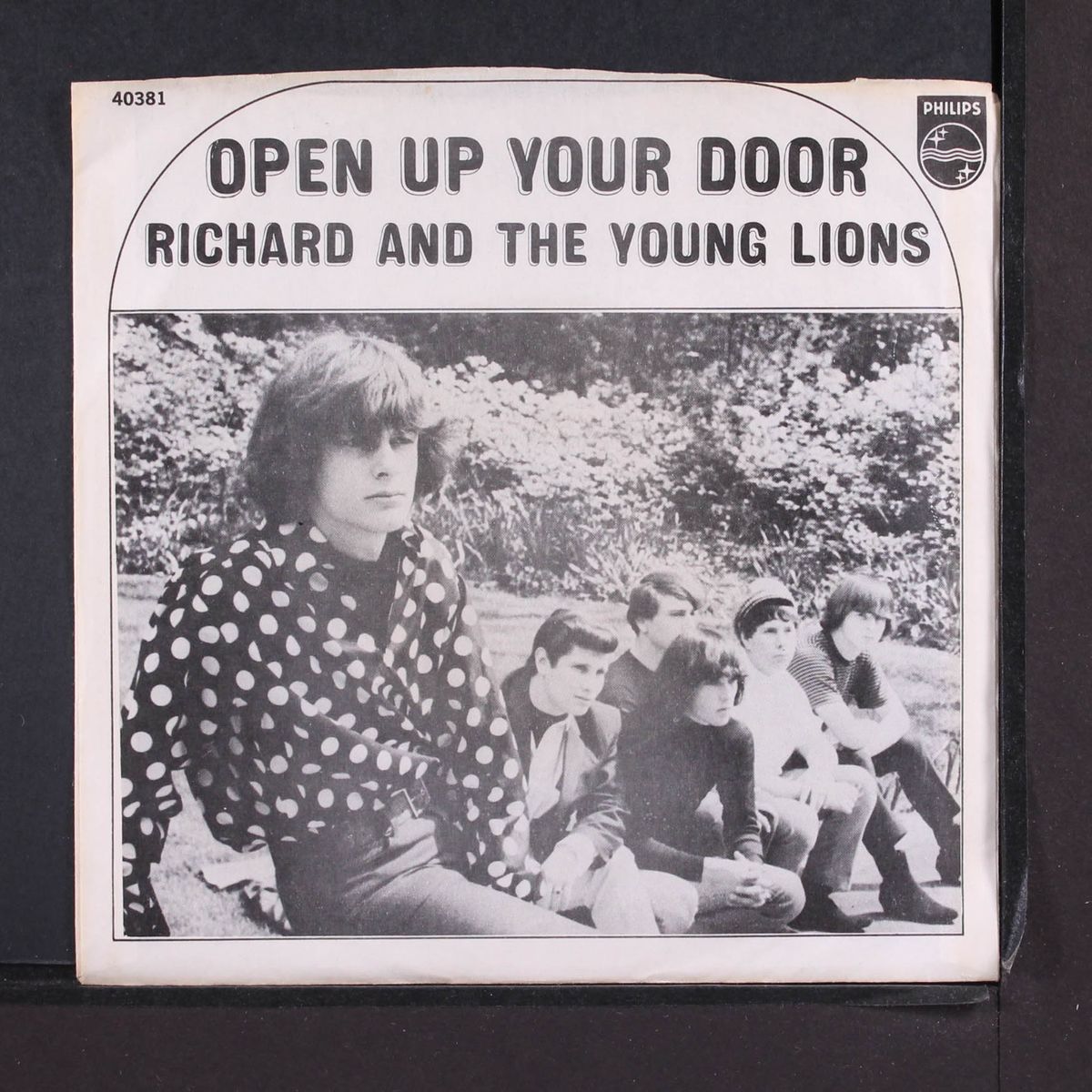 open up your door / once upon your smile by RICHARD & YOUNG LIONS