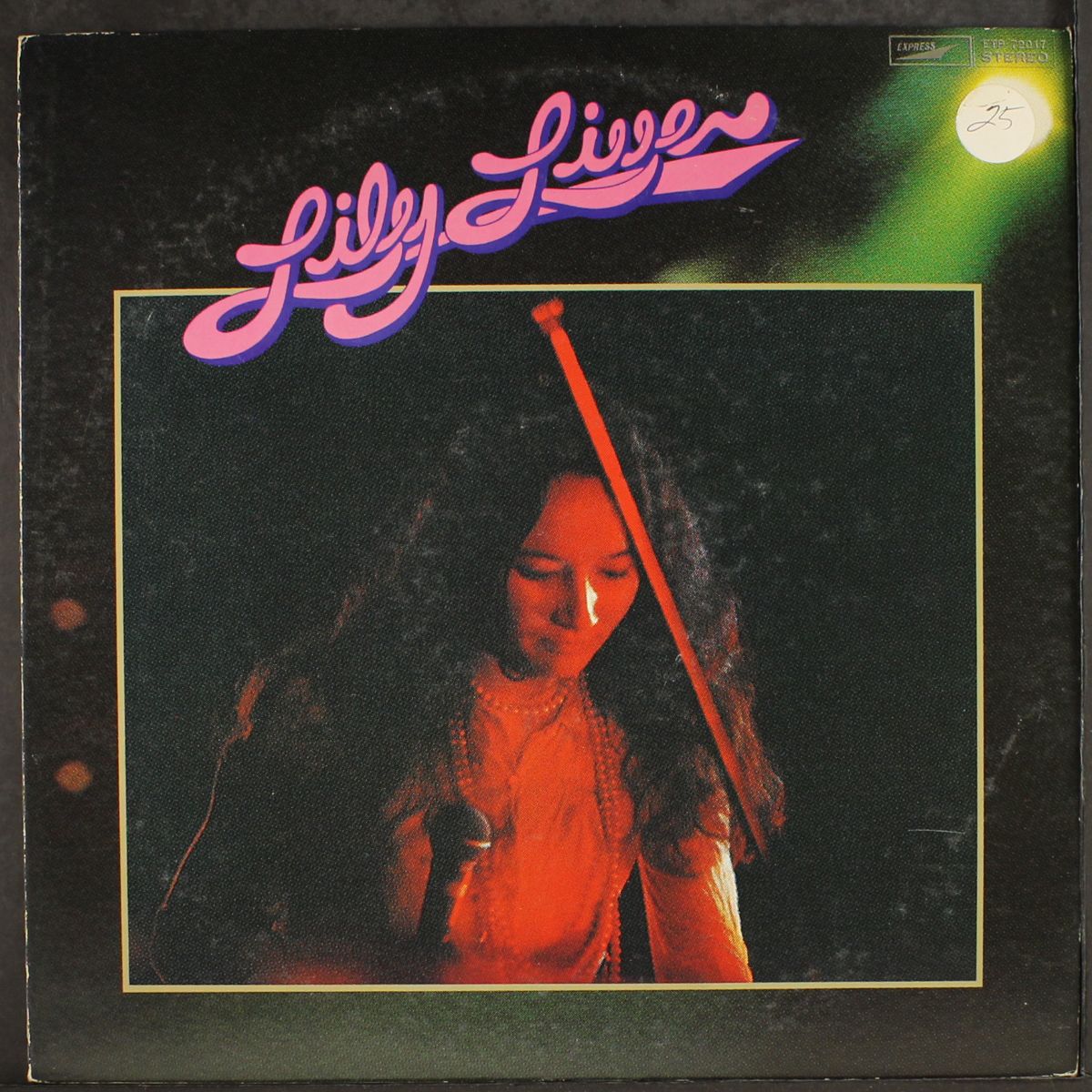 lily live by LILY