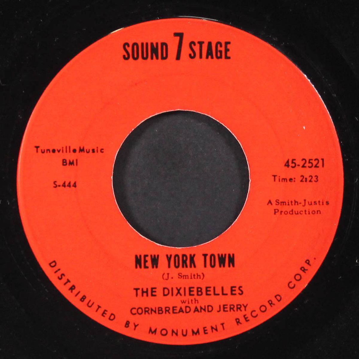 new york town / the beale street dog by DIXIEBELLES