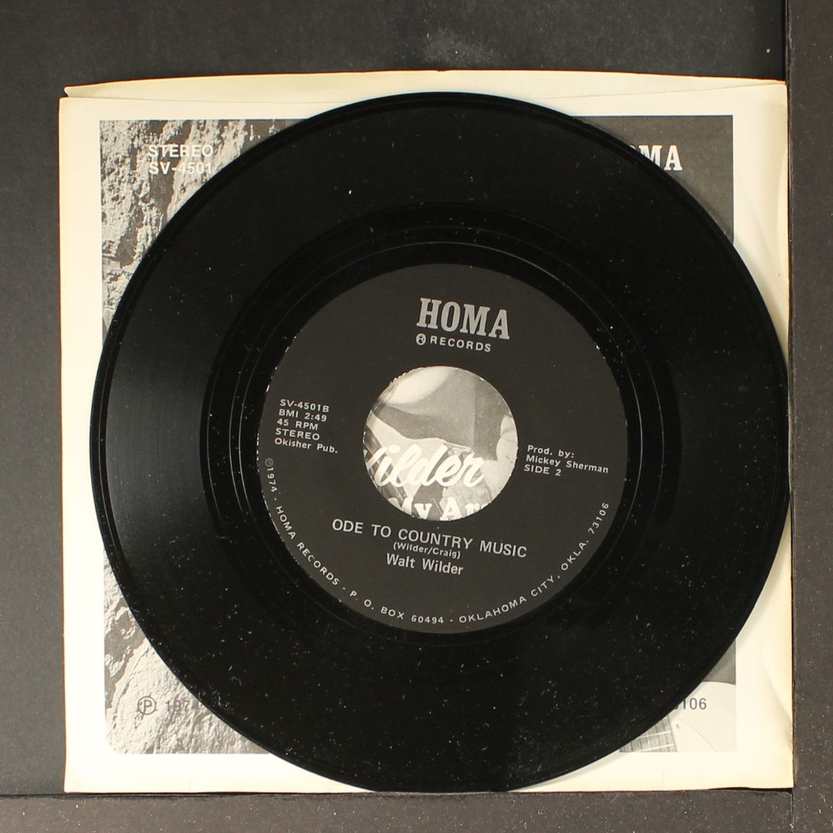 i love what's in my arms / ode to country music by WALT WILDER
