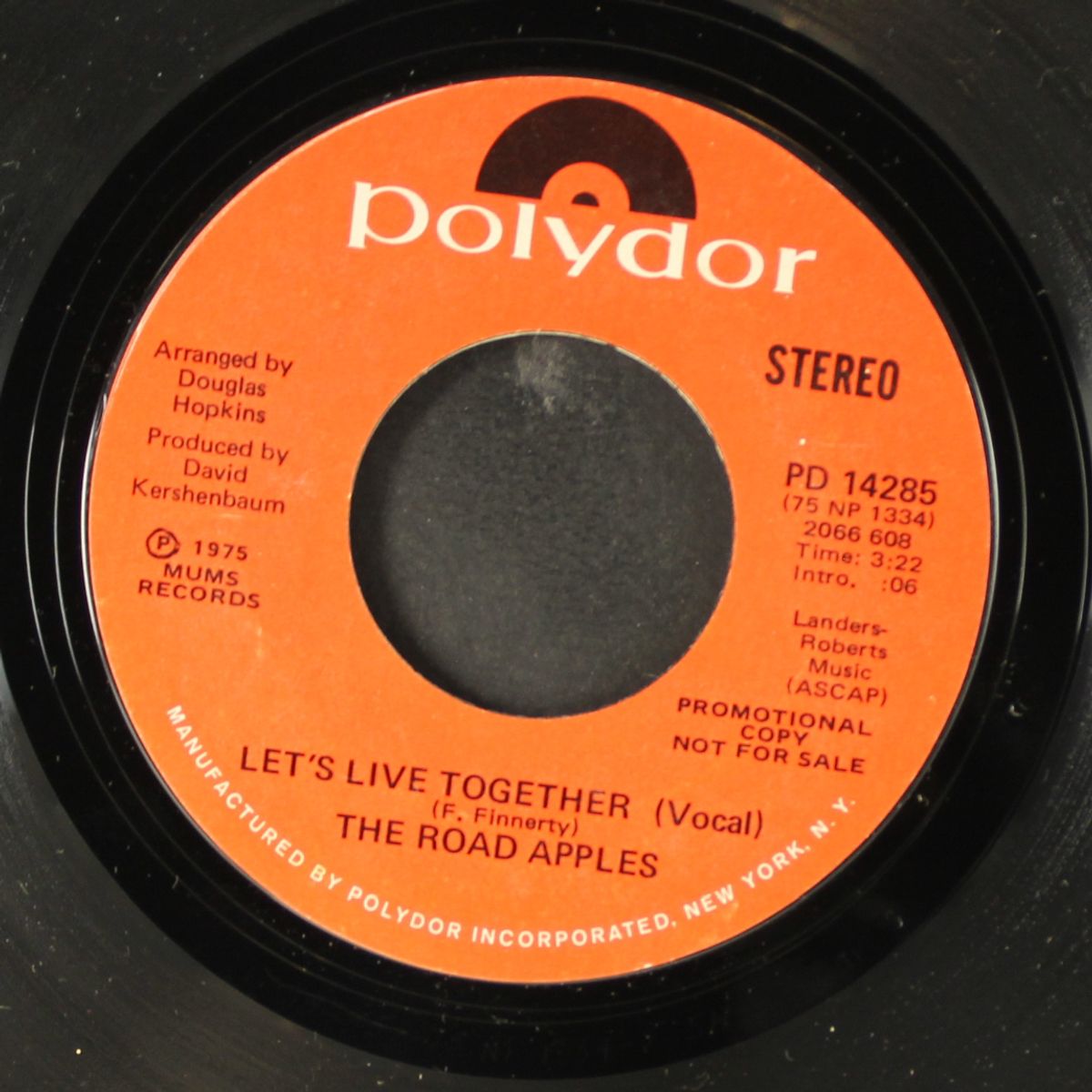 let's live together / mono by ROAD APPLES