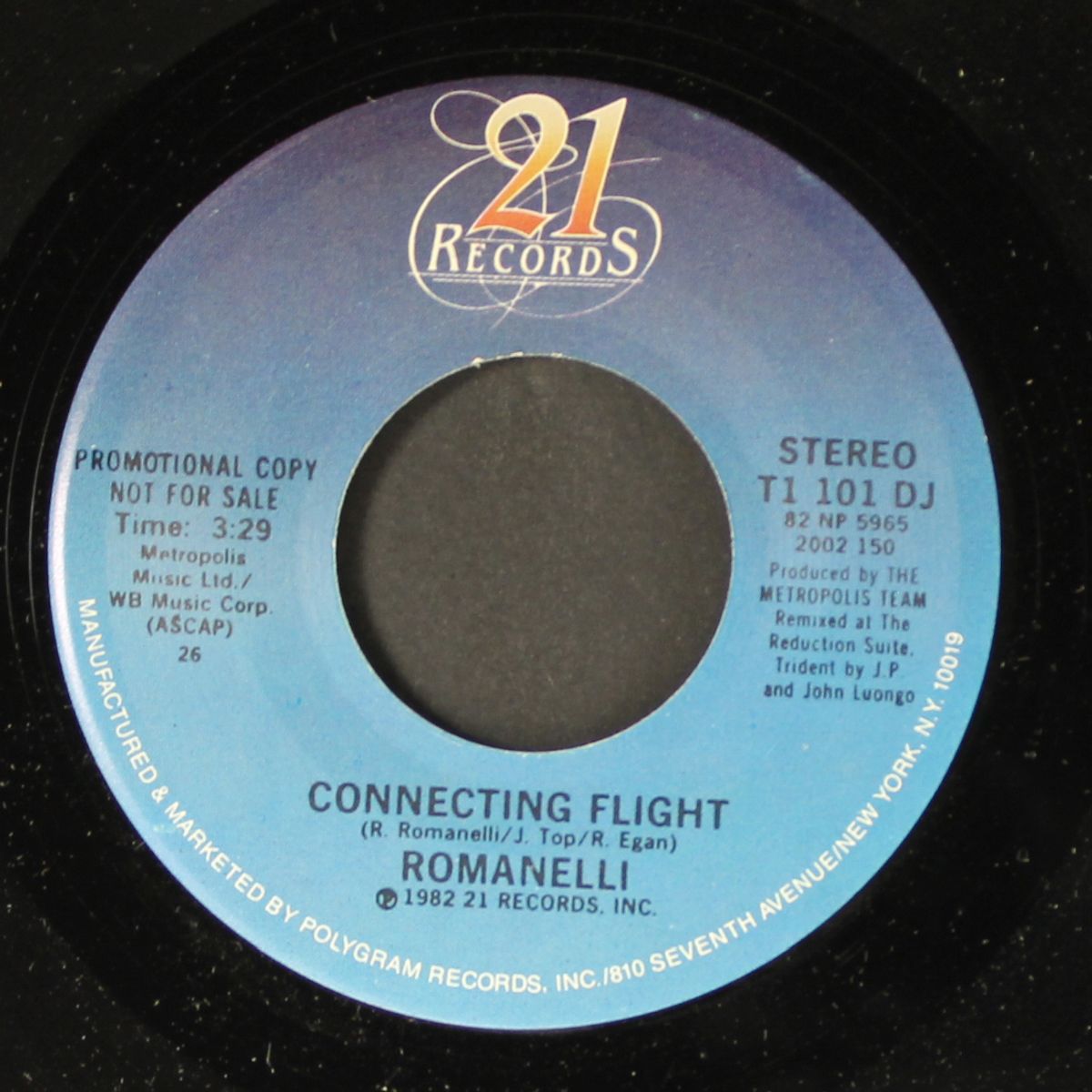 connecting flight / same by ROMANELLI