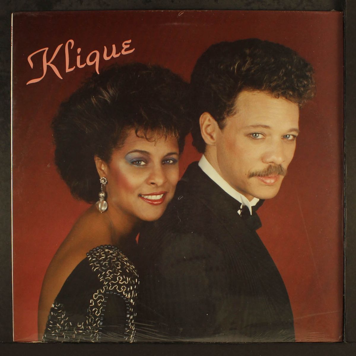 waiting for ya genie by KLIQUE
