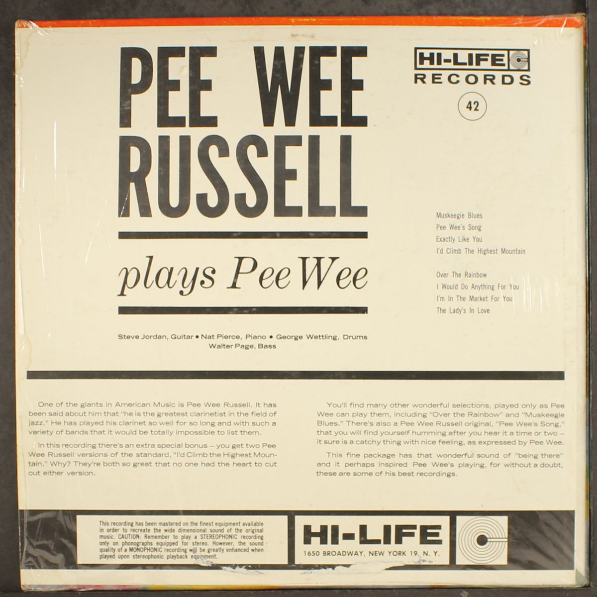 plays pee wee by PEE WEE RUSSELL