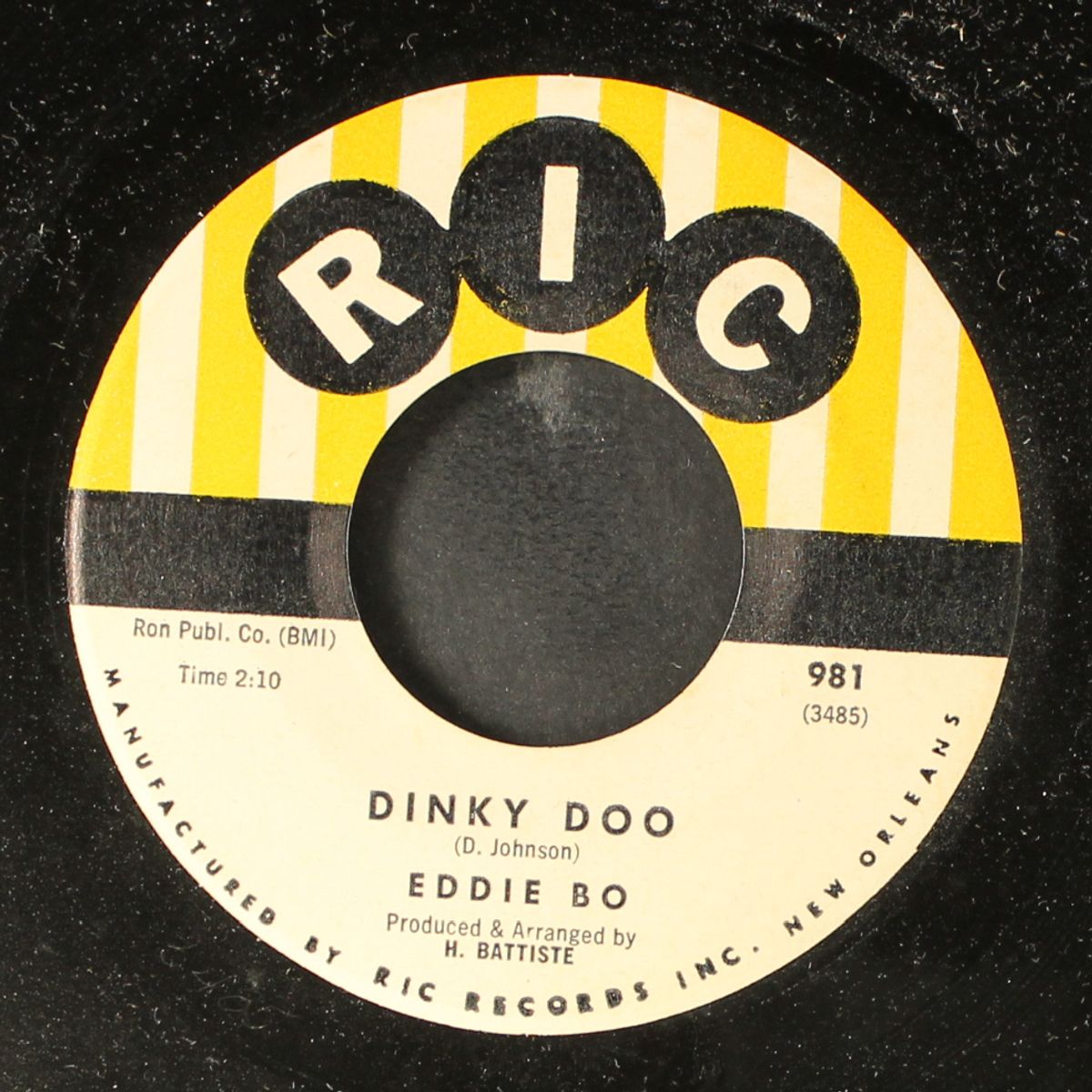 dinky doo / everybody, everything needs love by EDDIE BO