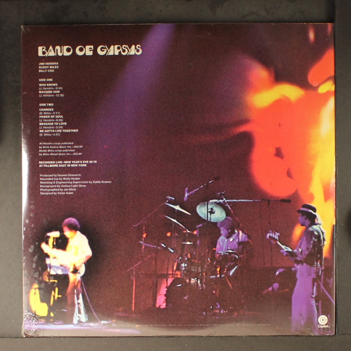 band of gypsys by JIMI HENDRIX