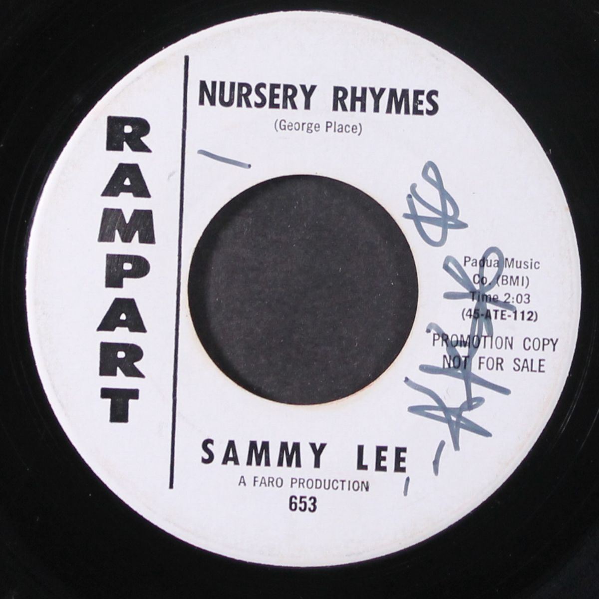 it hurts me / nursery rhymes by SAMMY LEE