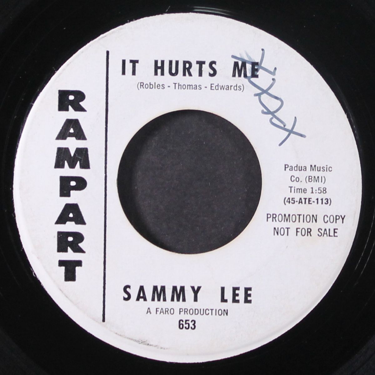 it hurts me / nursery rhymes by SAMMY LEE
