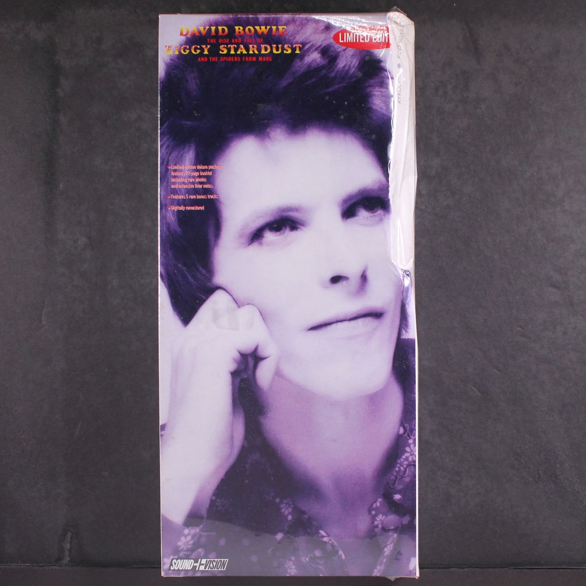 ziggy stardust by DAVID BOWIE