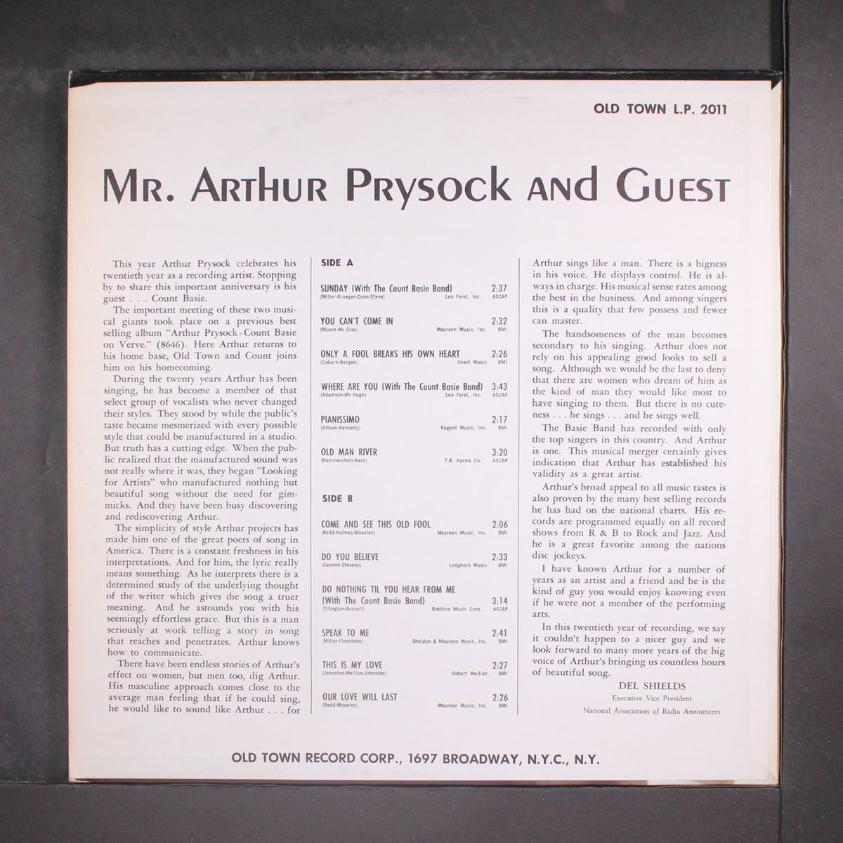 mr. arthur prysock and guest by ARTHUR PRYSOCK