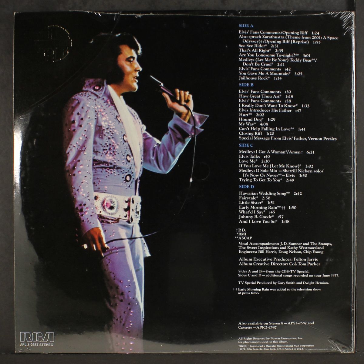 elvis in concert by ELVIS PRESLEY