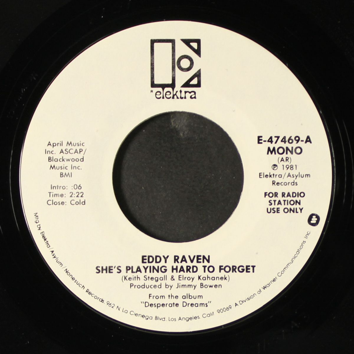 she's playing hard to forget / mono by EDDY RAVEN