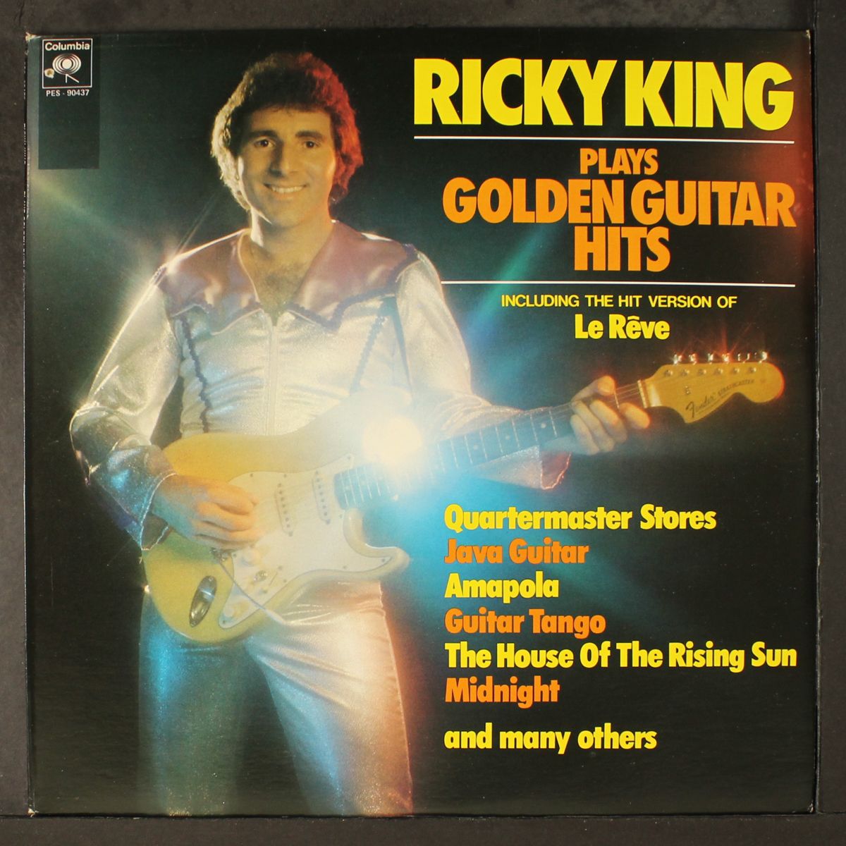 plays golden guitar hits by RICKY KING