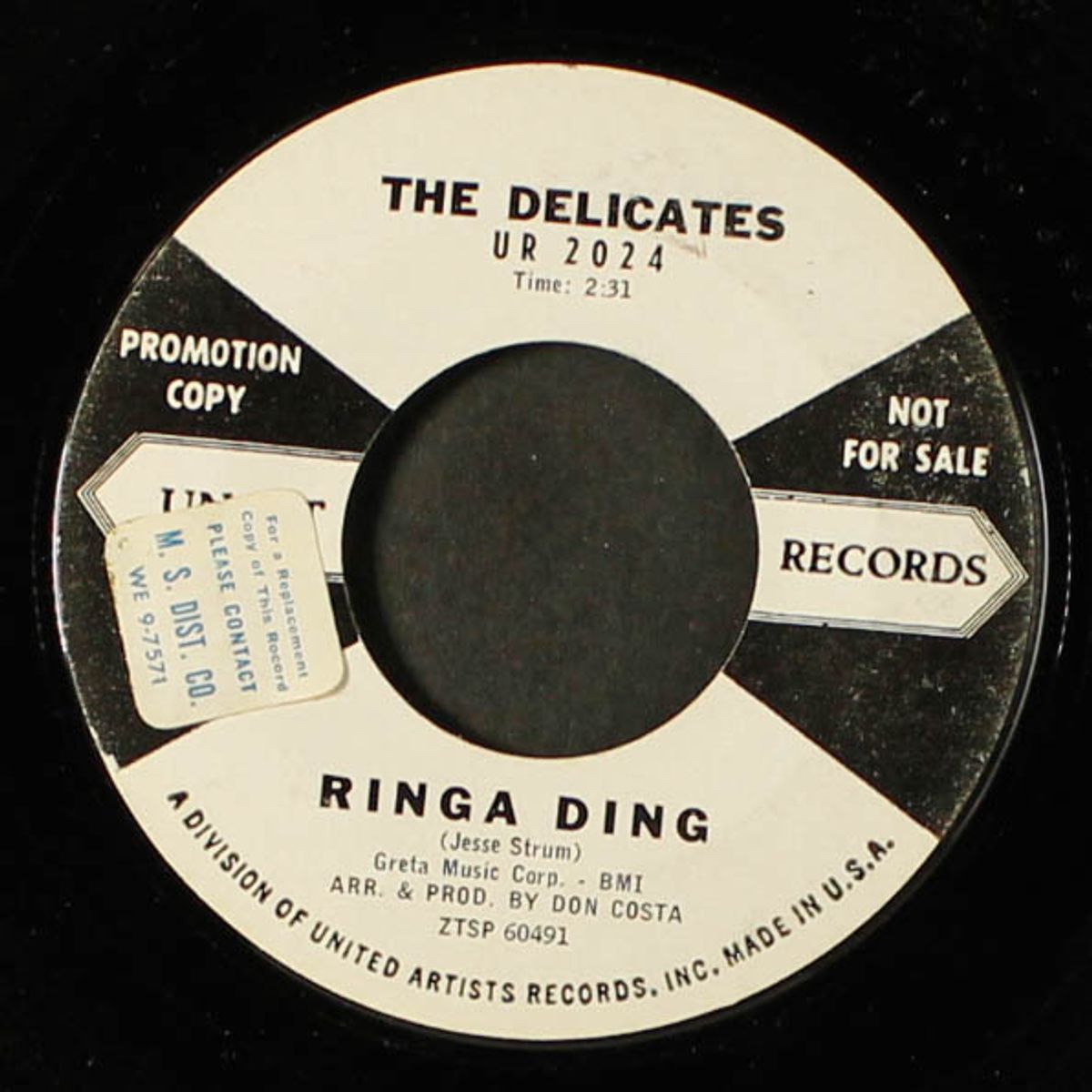 ringa ding / meusurry by DELICATES