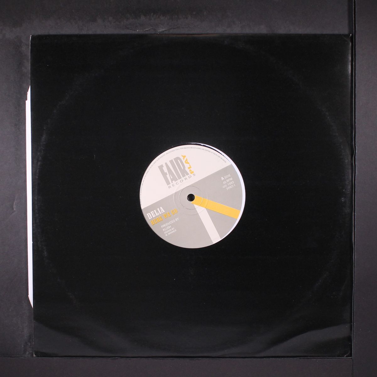 here we go / i wanna be (bonus mix) by DELIA