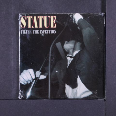 STATUE