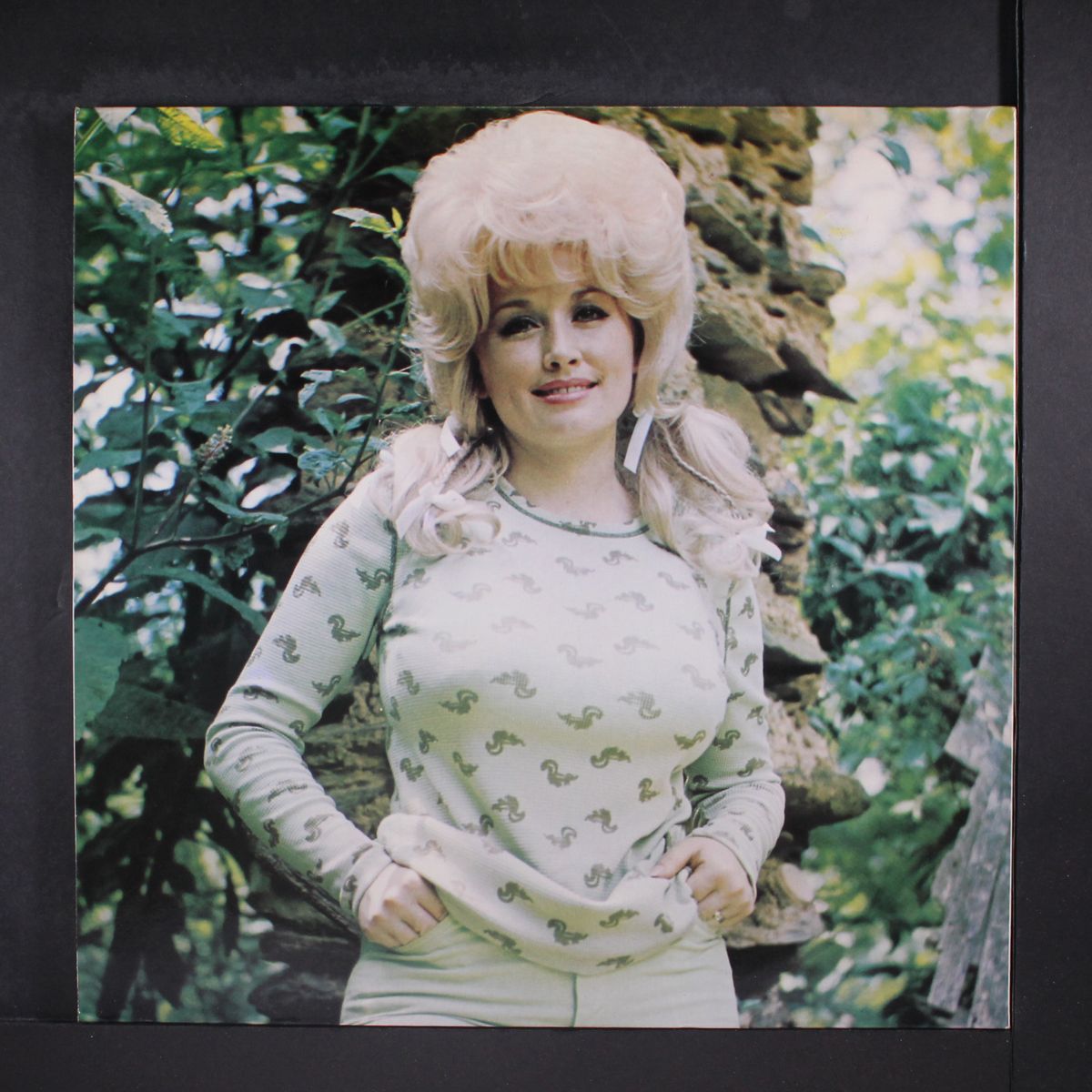 the world of by DOLLY PARTON