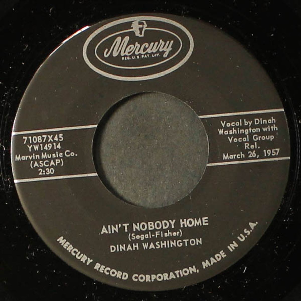 ain't nobody home / i'm gonna keep my eyes on you by DINAH WASHINGTON