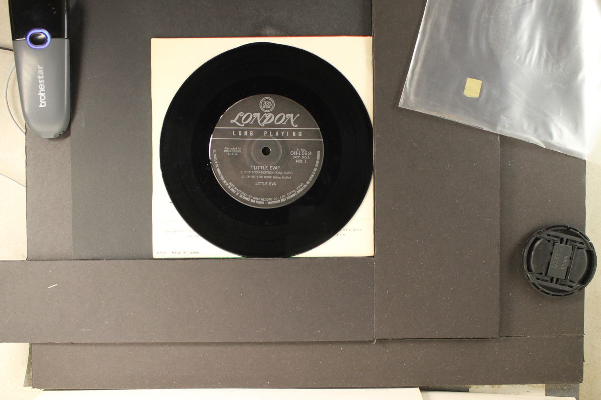 the loco-motion / +3 by LITTLE EVA