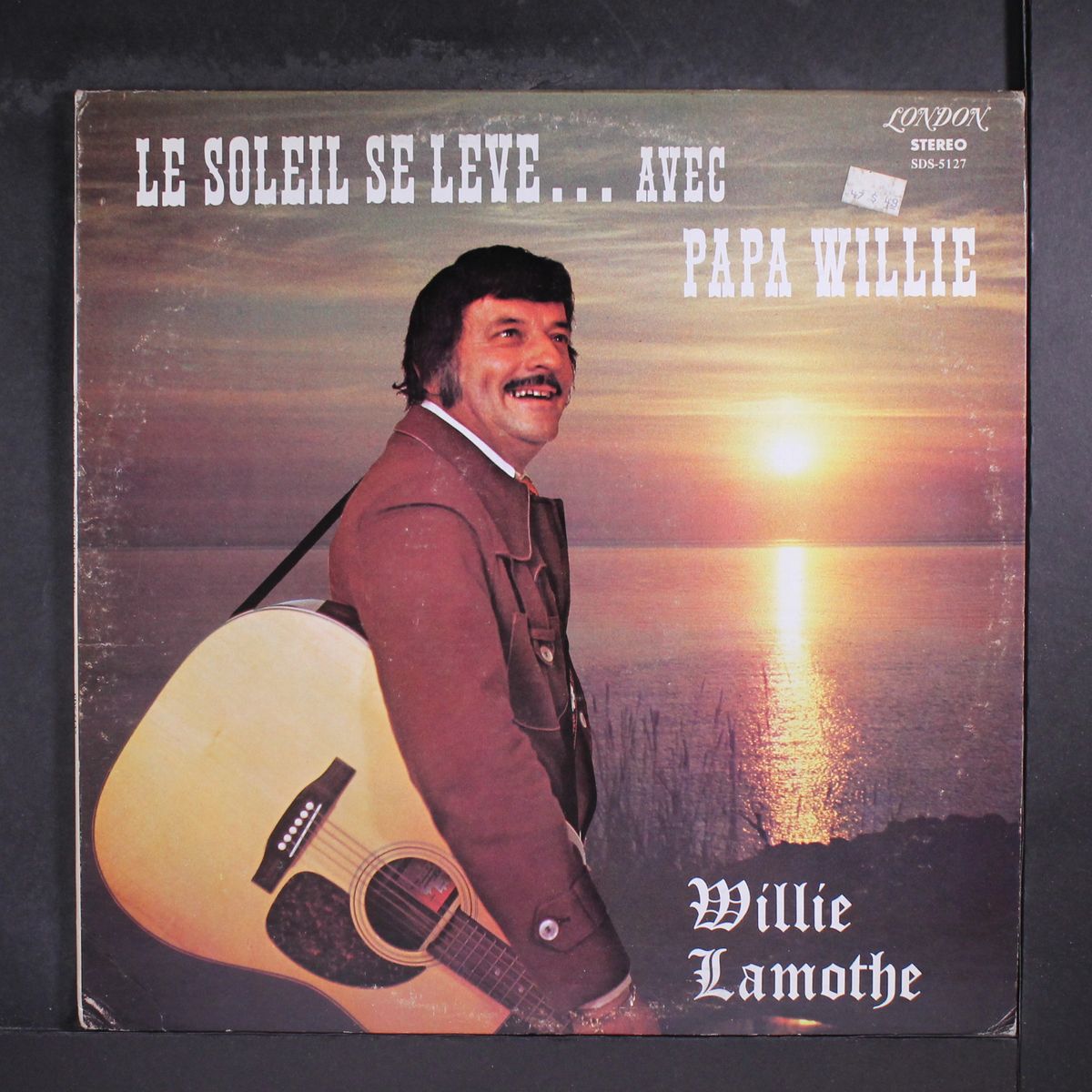 le soleil se leve by WILLIE LAMOTHE