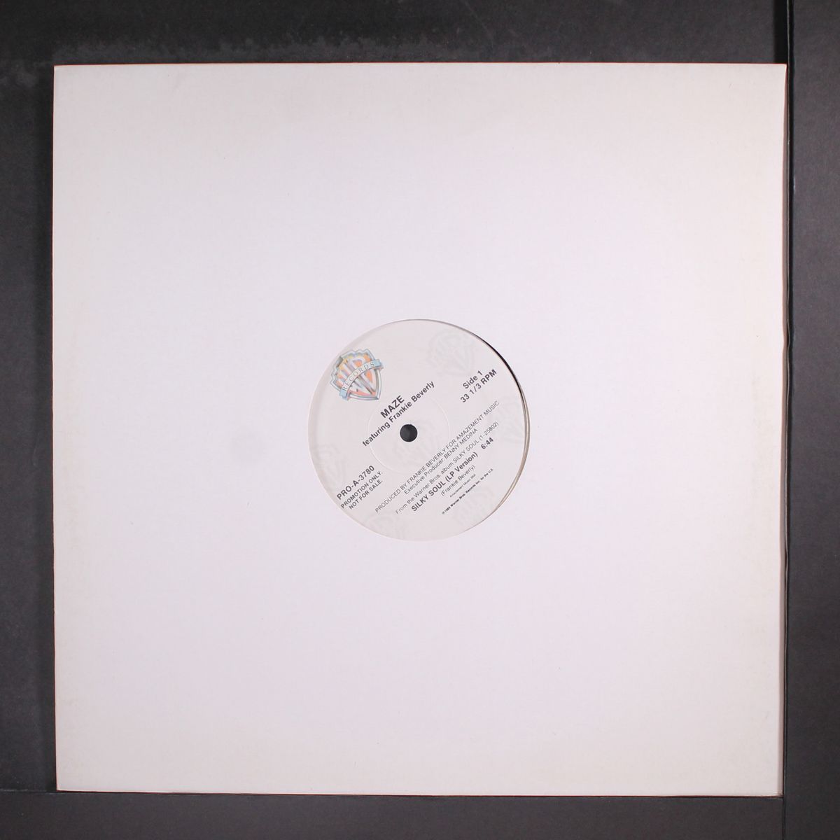 silky soul / short by MAZE FEAT. FRANKIE BEVERLY