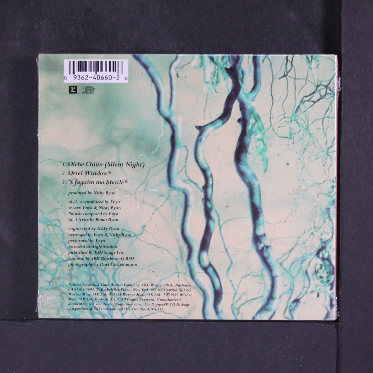 oiche chiun (silent night) by ENYA