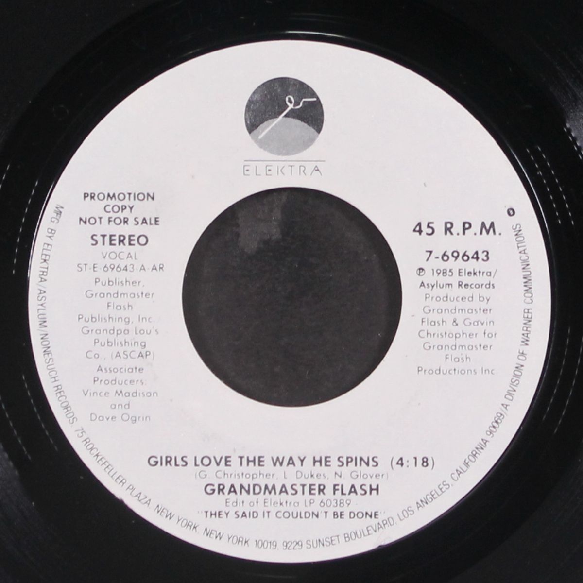 girls love the way he spins / same by GRANDMASTER FLASH