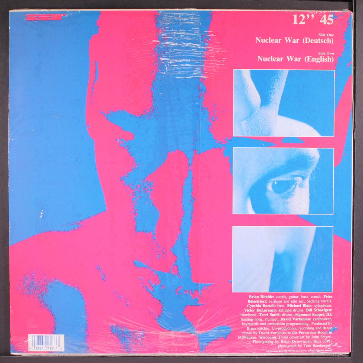 nuclear war / atomkrieg by BRIAN RITCHIE