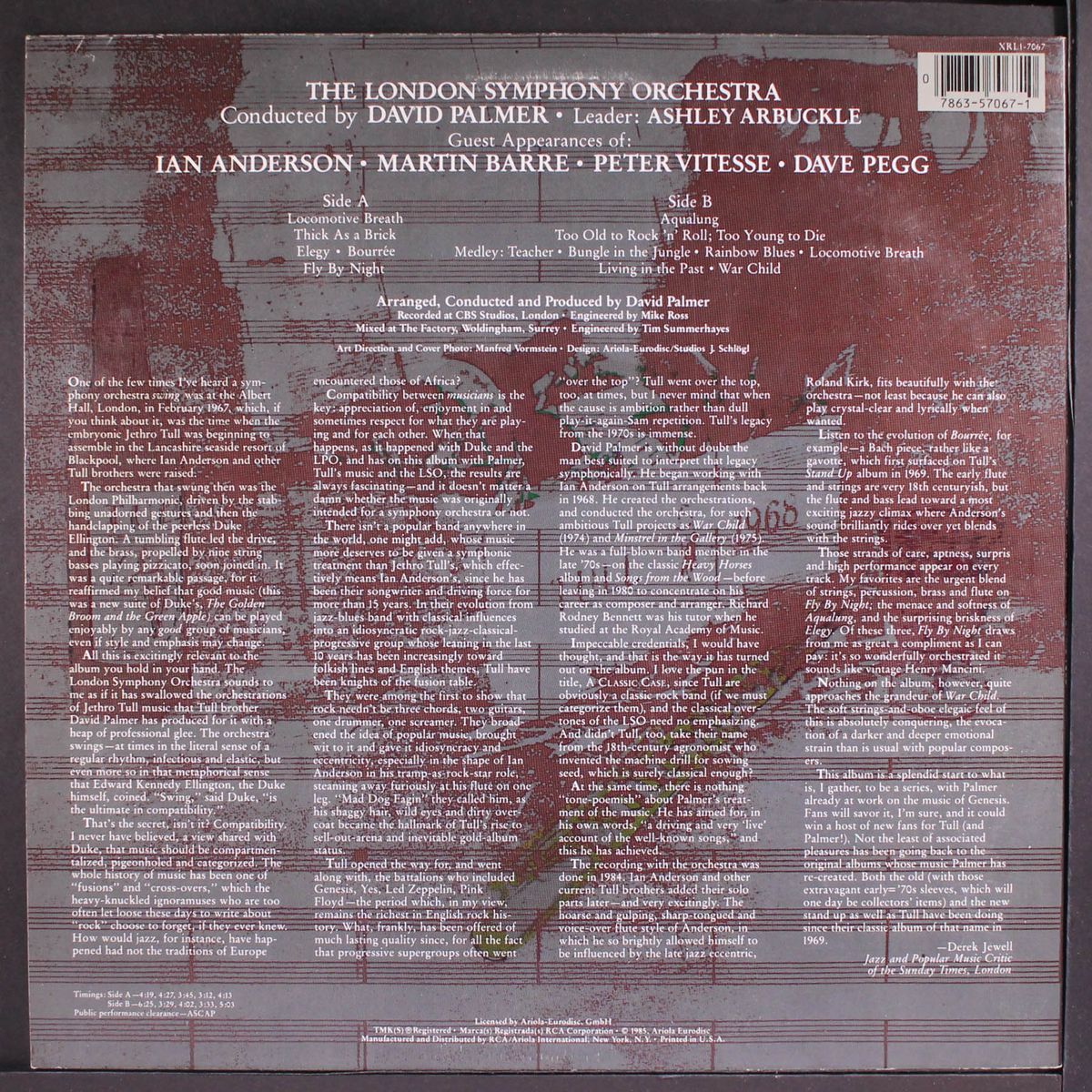 a classic case: plays the music of jethro tull by LONDON SYMPHONY ORCHESTRA