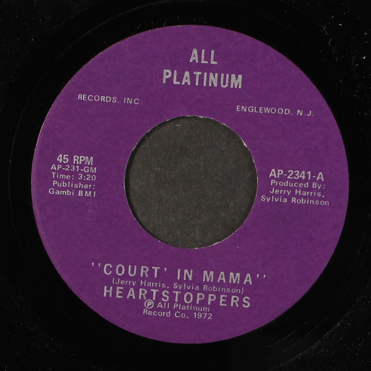 marching out of your life / court' in mama by HEARTSTOPPERS