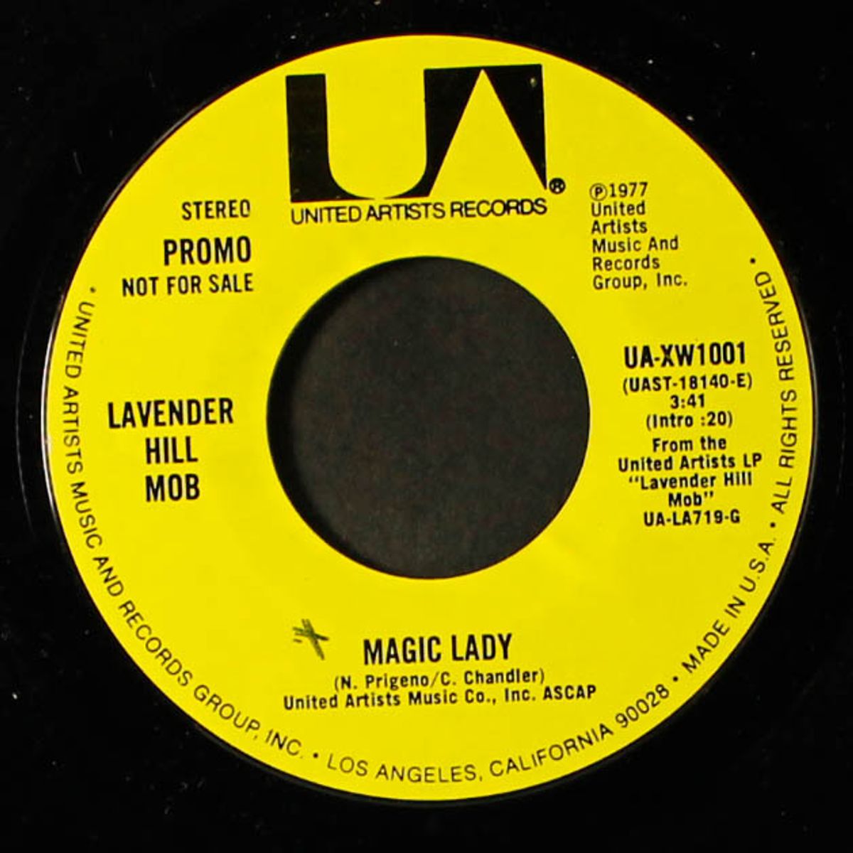magic lady / mono by LAVENDER HILL MOB