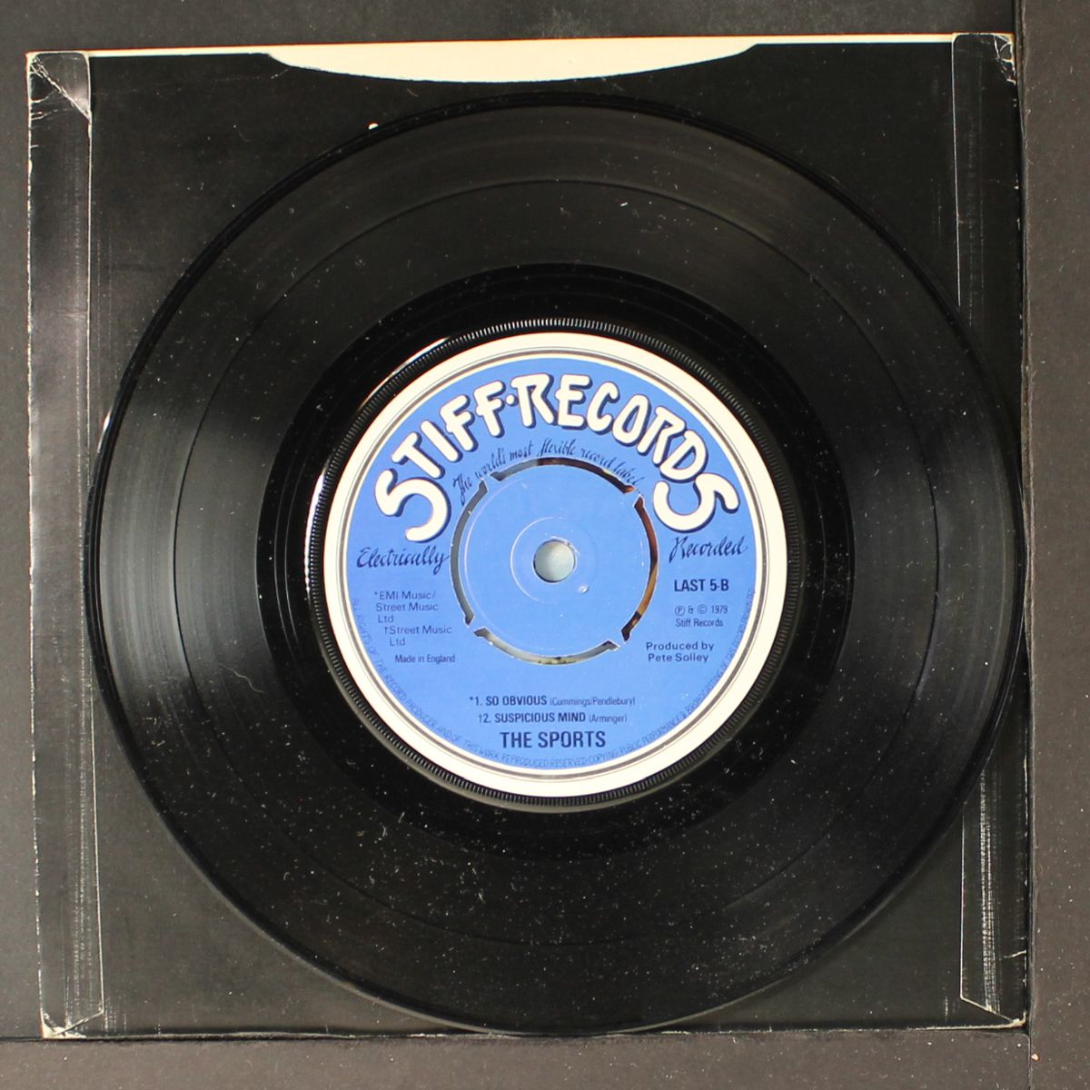 who listens to the radio + 3 by SPORTS