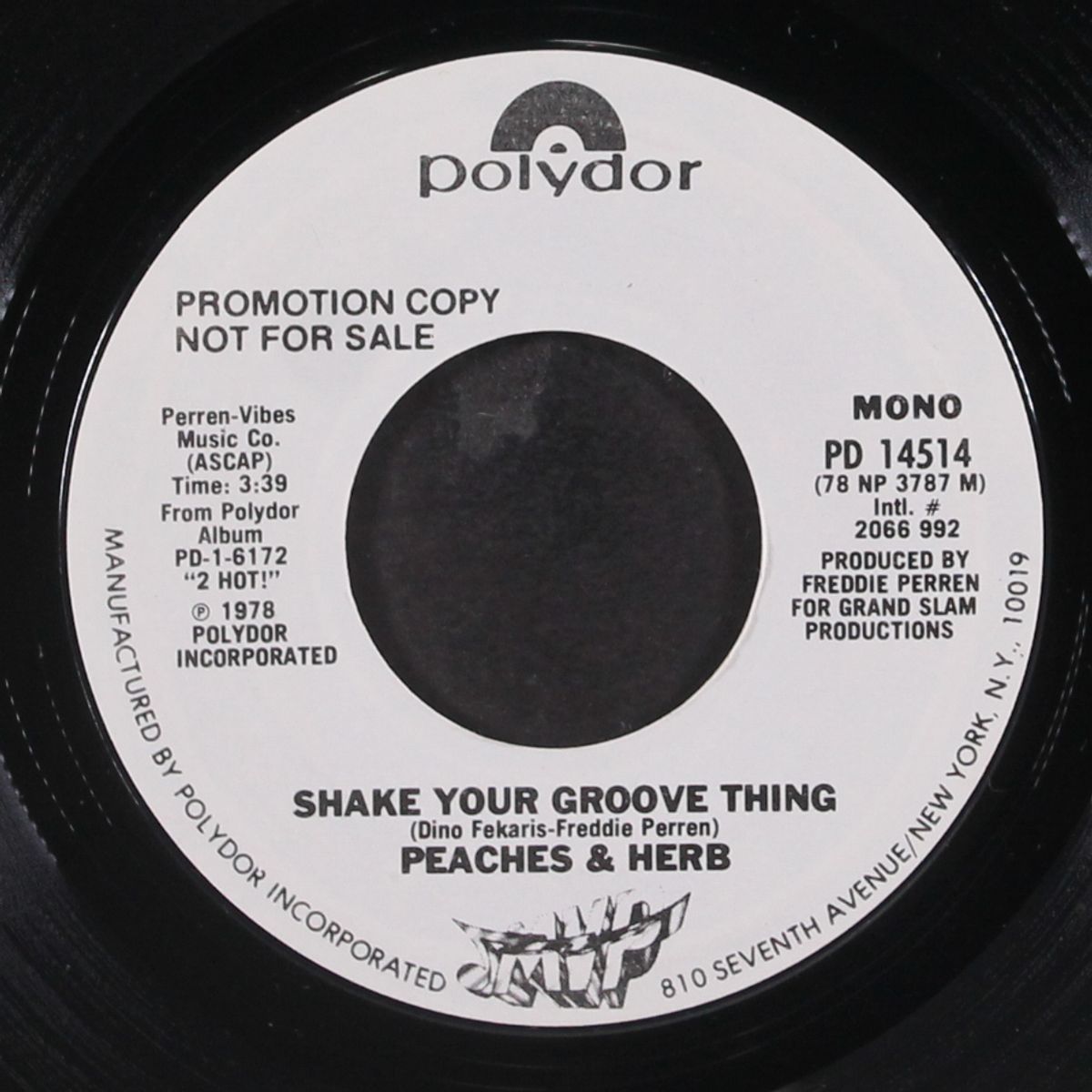 shake your groove thing by PEACHES & HERB