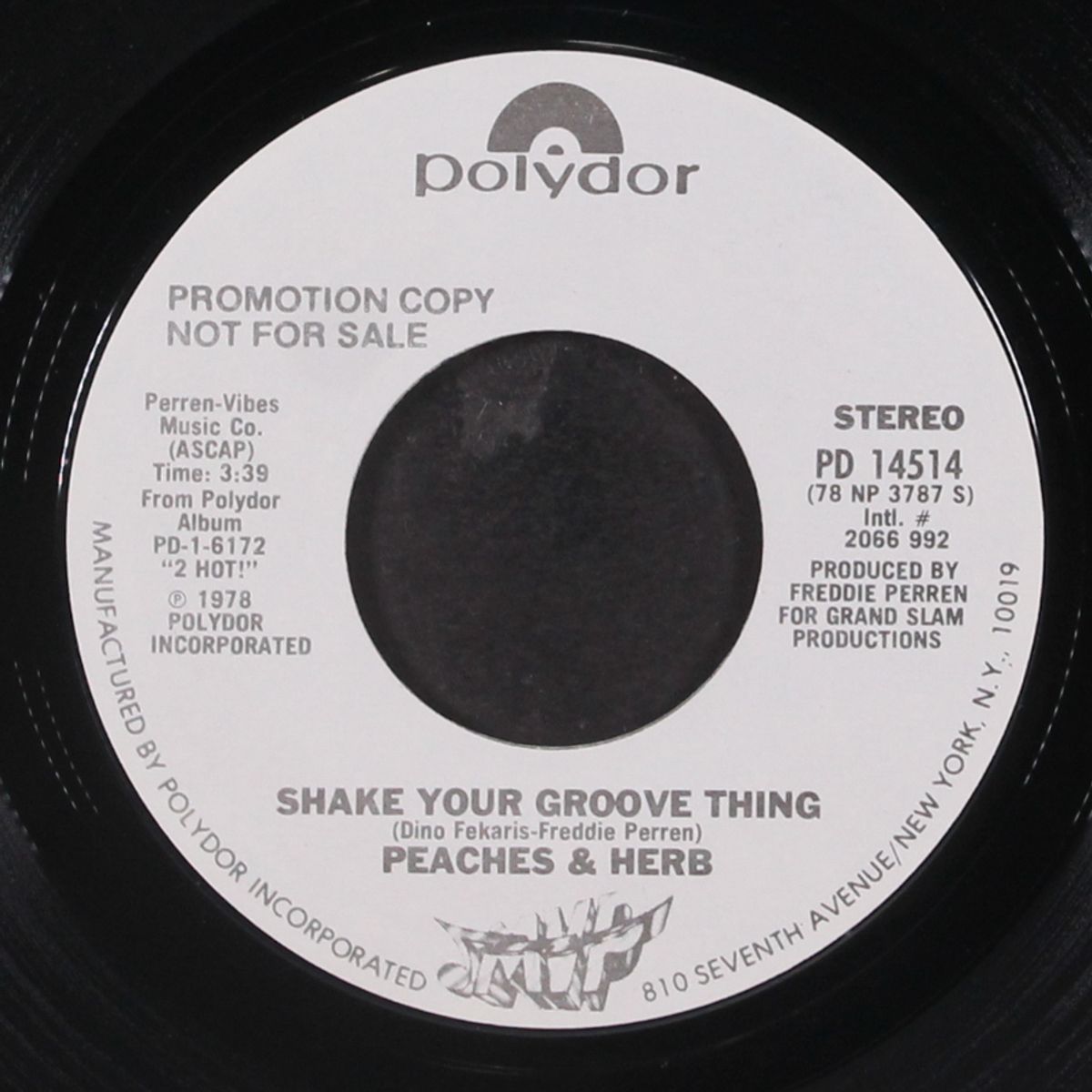 shake your groove thing by PEACHES & HERB