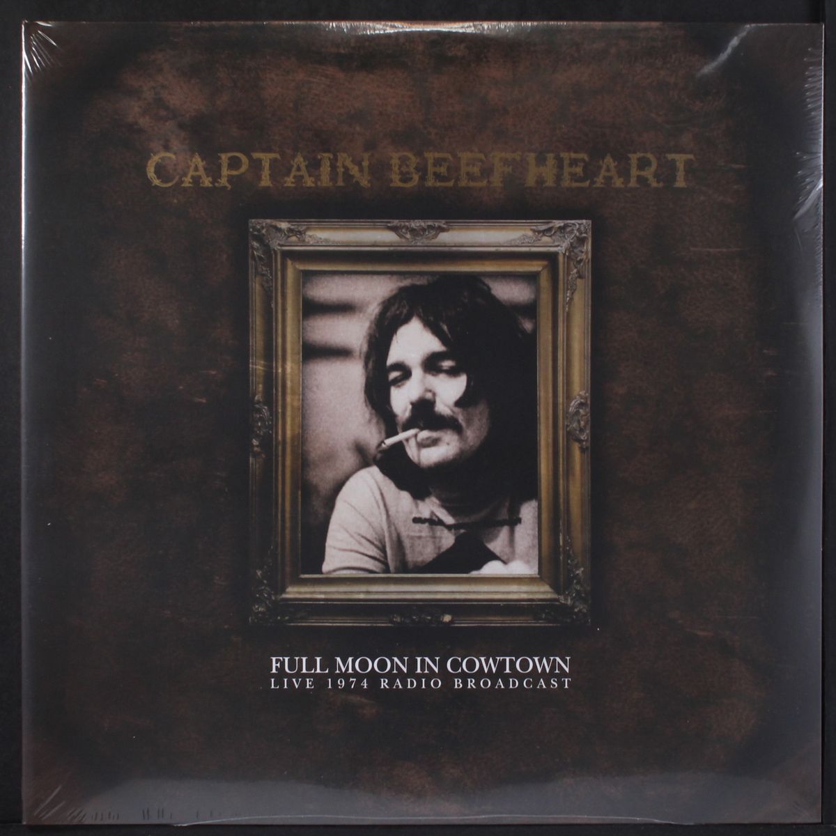 full moon in cowtown: live 1974 radio broadcast by CAPTAIN BEEFHEART