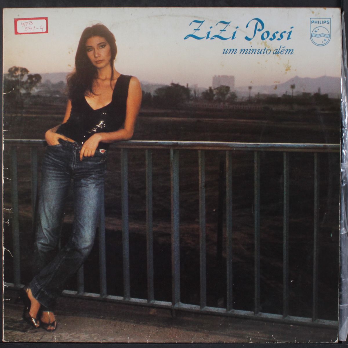 um minuto alem by ZIZI POSSI